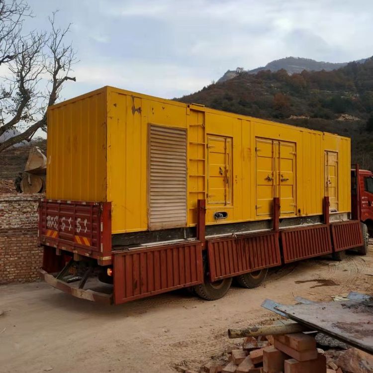 浉河200kW 发电机组在带电阻性负载时，输出功率会受到哪些因素的影响？