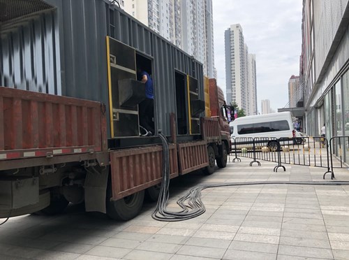 浉河柴油发电机空气滤清器在不同季节的更换周期是否有差异？